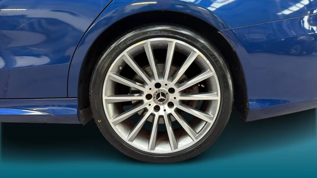 Mercedes-Benz C-Class Listing Image