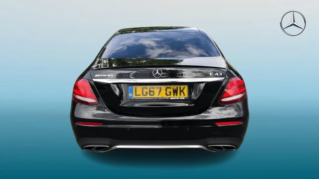 Mercedes-Benz E-Class Listing Image