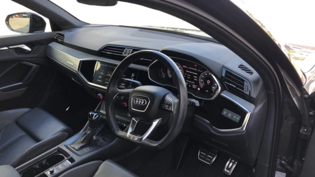 Audi Q3 Listing Image