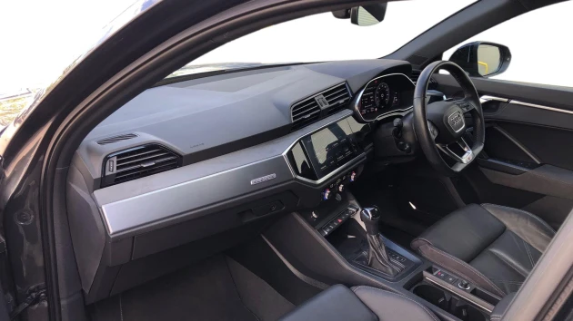 Audi Q3 Listing Image
