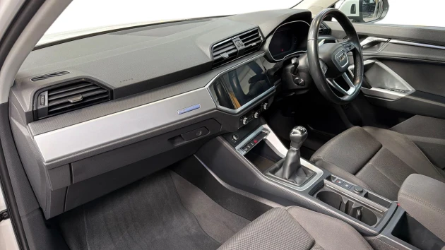 Audi Q3 Listing Image