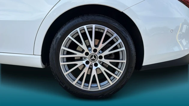 Mercedes-Benz CLA Listing Image