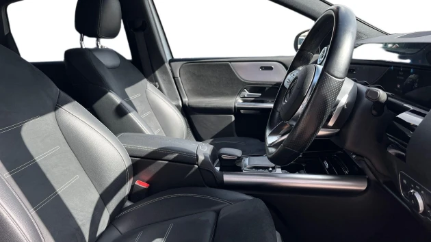 Mercedes-Benz B-Class Listing Image