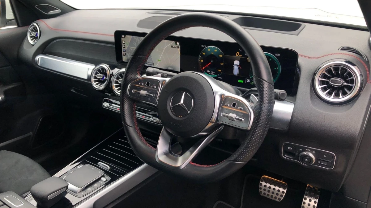Mercedes-Benz EQB Image 3