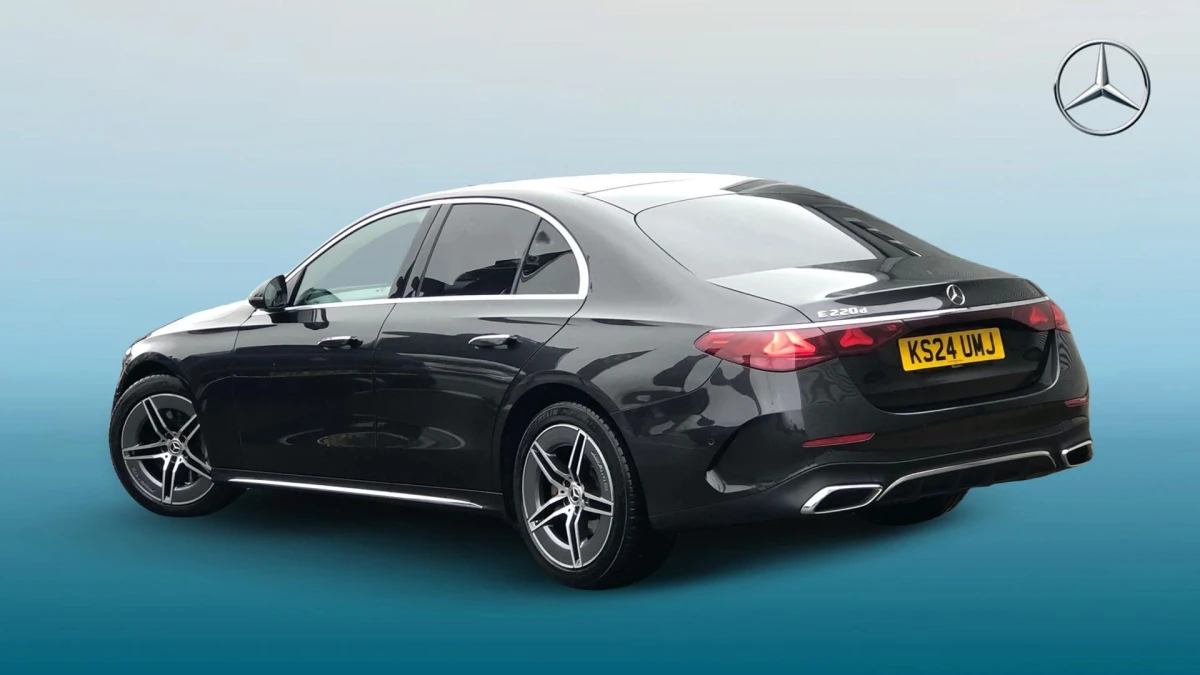 Mercedes-Benz E-Class Image 2