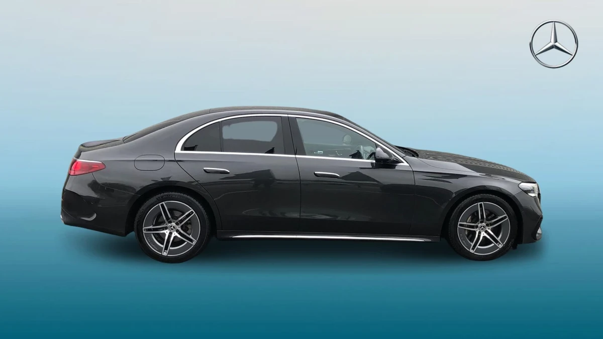 Mercedes-Benz E-Class Image 4