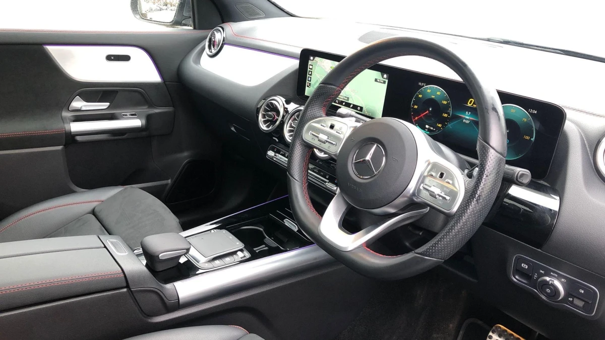 Mercedes-Benz EQA Image 3