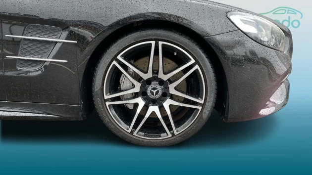 Mercedes-Benz SL CLASS Listing Image