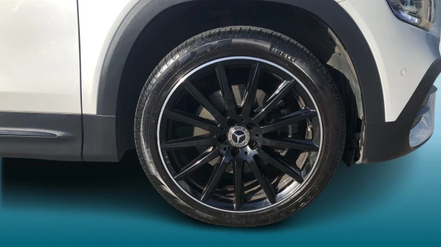 Mercedes-Benz GLB Listing Image