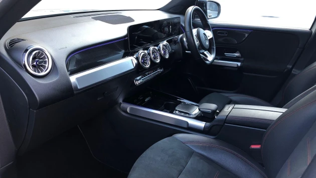 Mercedes-Benz GLB Listing Image