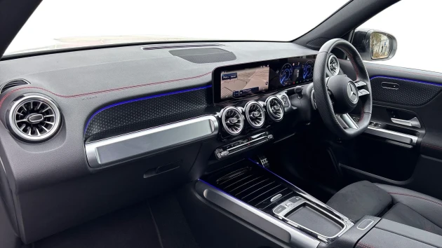 Mercedes-Benz EQB Listing Image