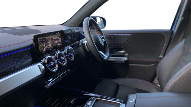 Mercedes-Benz EQB Listing Image