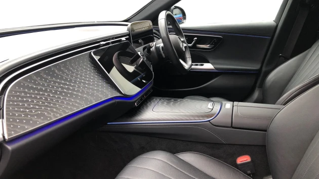 Mercedes-Benz E-Class Listing Image