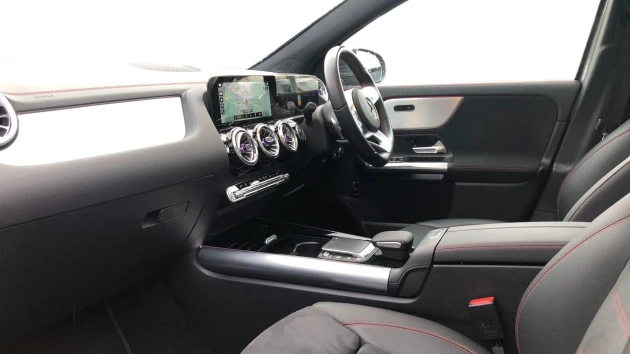 Mercedes-Benz EQA Listing Image