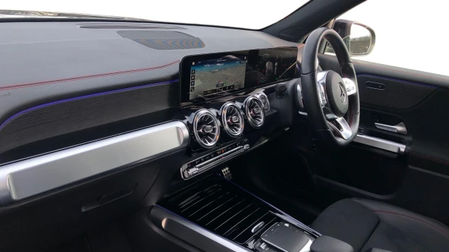 Mercedes-Benz EQB Listing Image