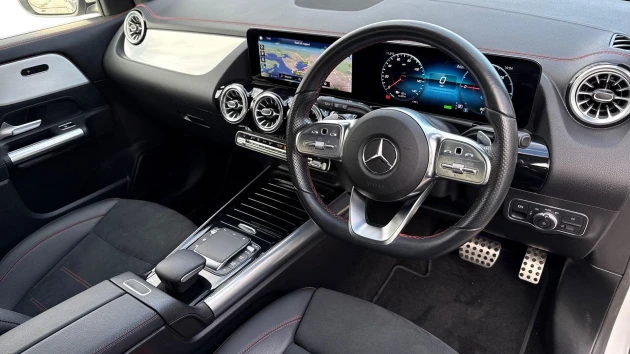 Mercedes-Benz EQA Listing Image