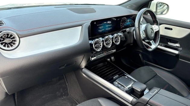 Mercedes-Benz EQA Listing Image