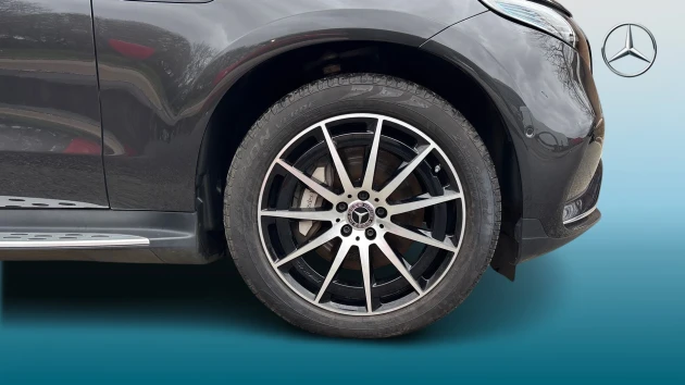 Mercedes-Benz EQC Listing Image