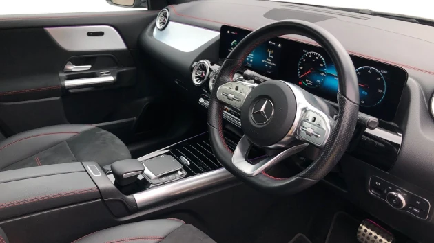 Mercedes-Benz EQA Listing Image