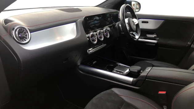 Mercedes-Benz EQA Listing Image