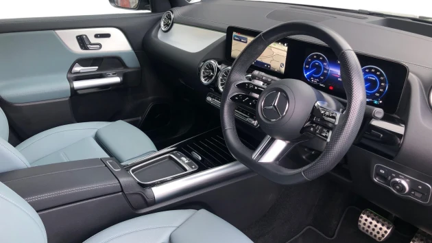 Mercedes-Benz EQA Listing Image