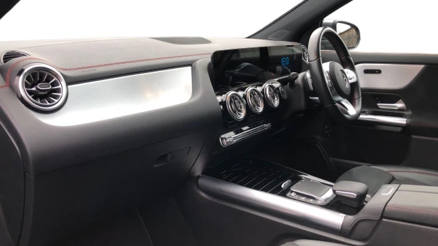 Mercedes-Benz EQA Listing Image