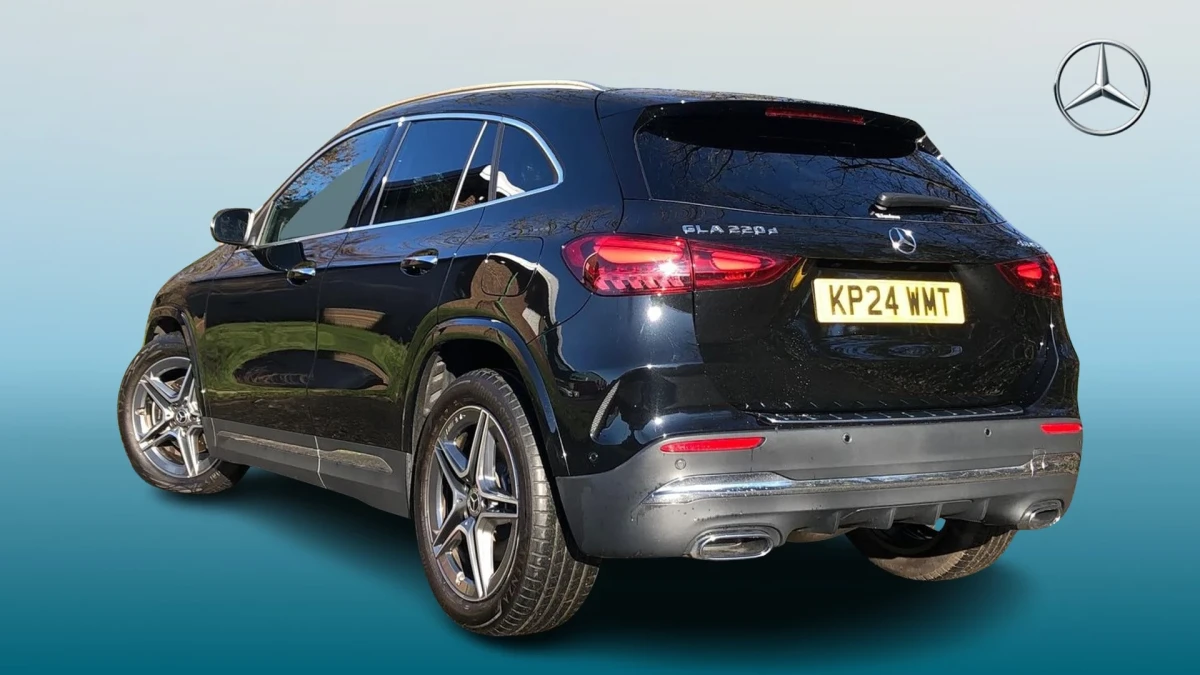 Mercedes-Benz GLA Image 2