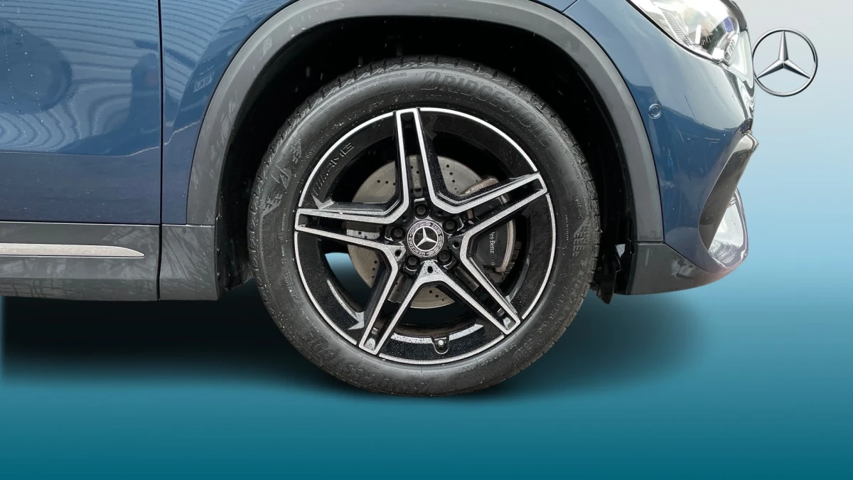 Mercedes-Benz GLA Image 5