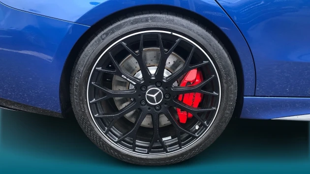 Mercedes-Benz C-Class Listing Image