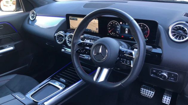 Mercedes-Benz GLA Listing Image