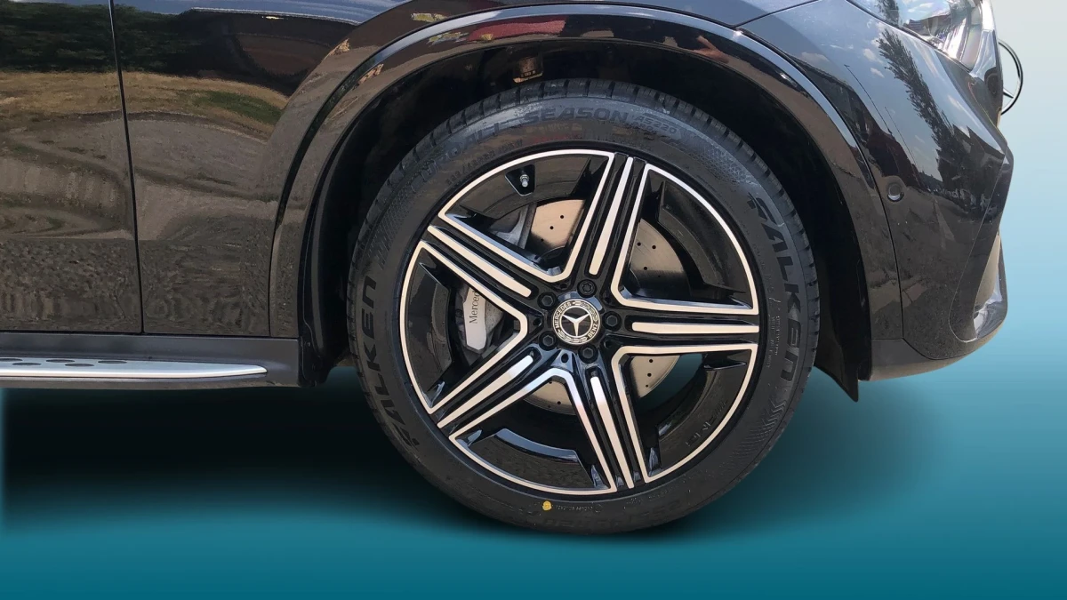 Mercedes-Benz GLC Image 5