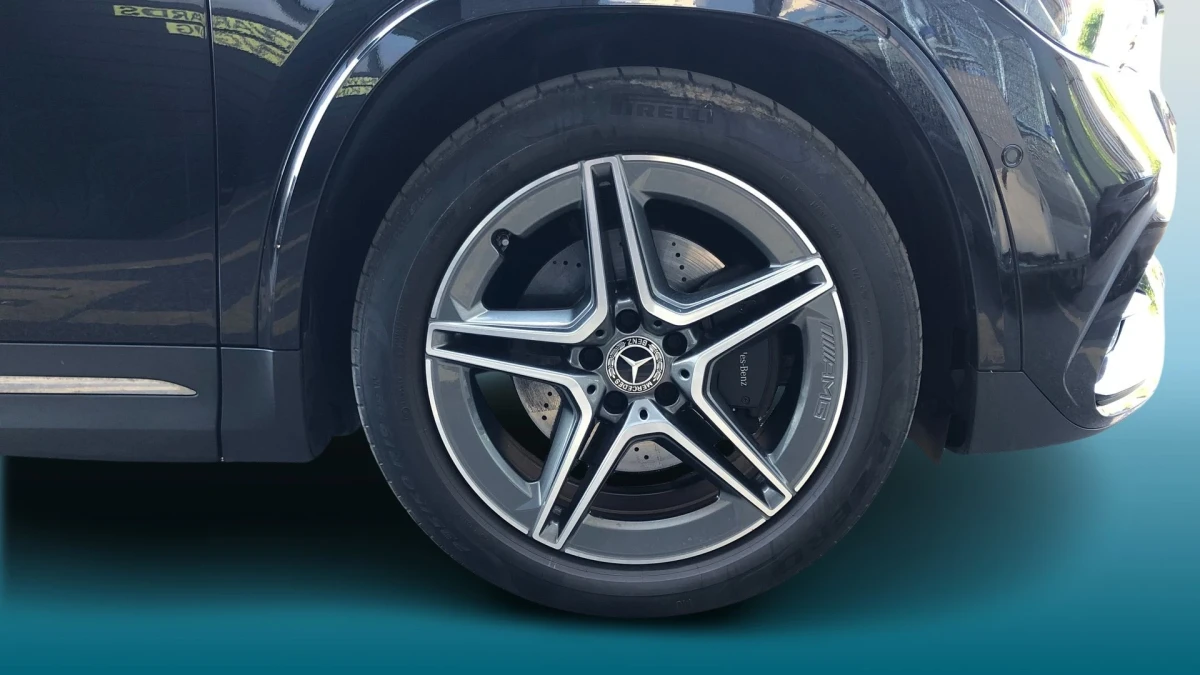 Mercedes-Benz GLA Image 5