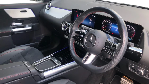 Mercedes-Benz GLA Listing Image