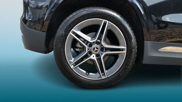Mercedes-Benz GLA Listing Image