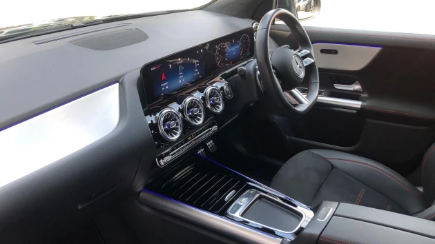 Mercedes-Benz GLA Listing Image