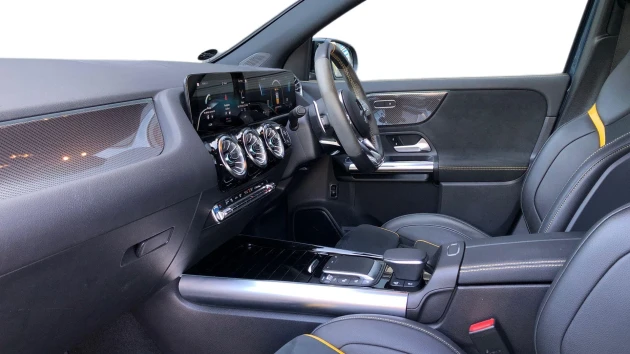 Mercedes-Benz GLA Listing Image