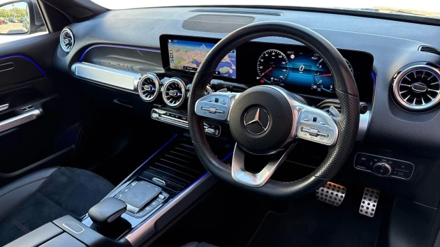 Mercedes-Benz GLB Listing Image