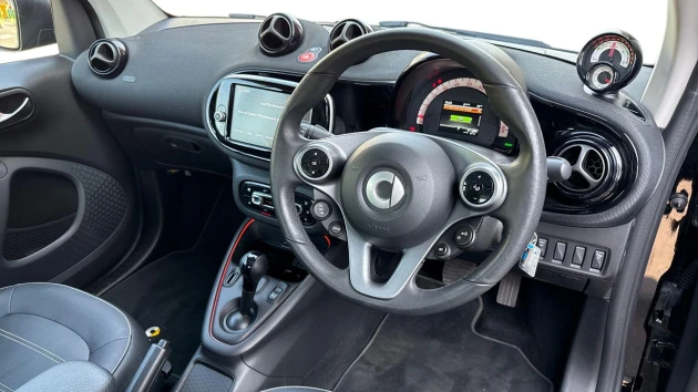 Smart fortwo Listing Image