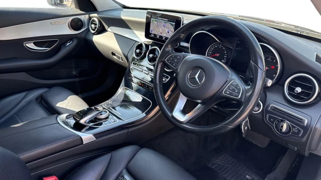 Mercedes-Benz C-Class Listing Image