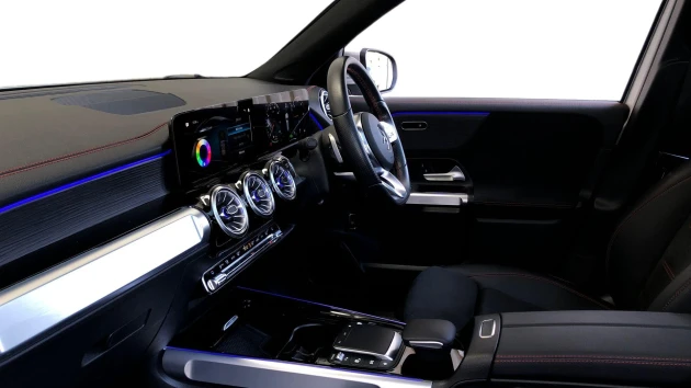 Mercedes-Benz EQB Listing Image