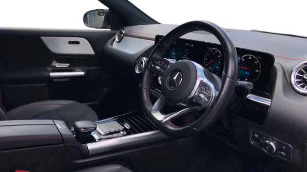 Mercedes-Benz EQA Listing Image