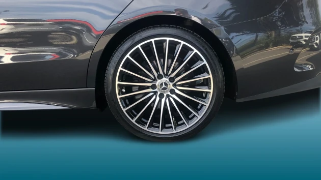 Mercedes-Benz C-Class Listing Image