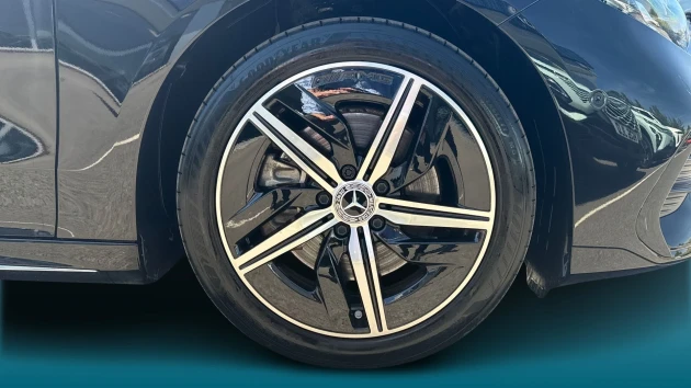 Mercedes-Benz CLA Listing Image