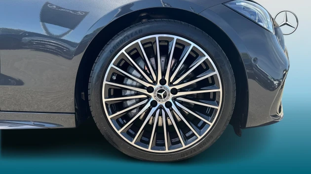 Mercedes-Benz C-Class Listing Image