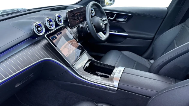 Mercedes-Benz C-Class Listing Image