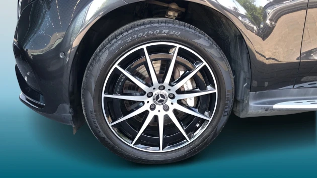 Mercedes-Benz EQC Listing Image