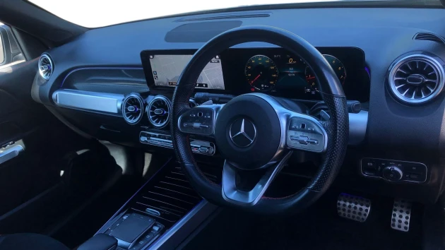 Mercedes-Benz GLB Listing Image