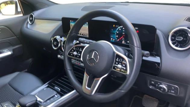 Mercedes-Benz GLA Listing Image