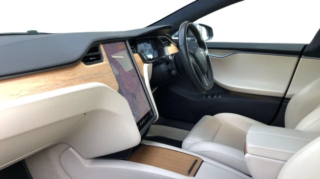 Tesla Model S Listing Image