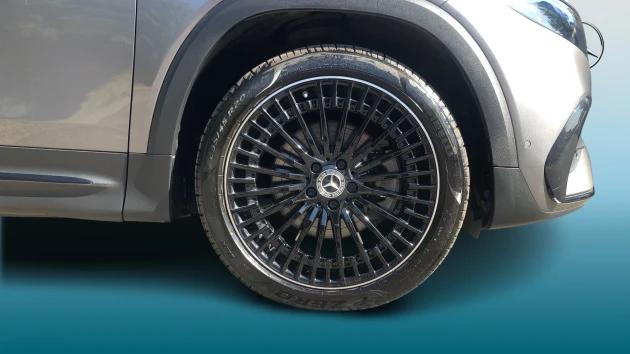 Mercedes-Benz EQB Listing Image